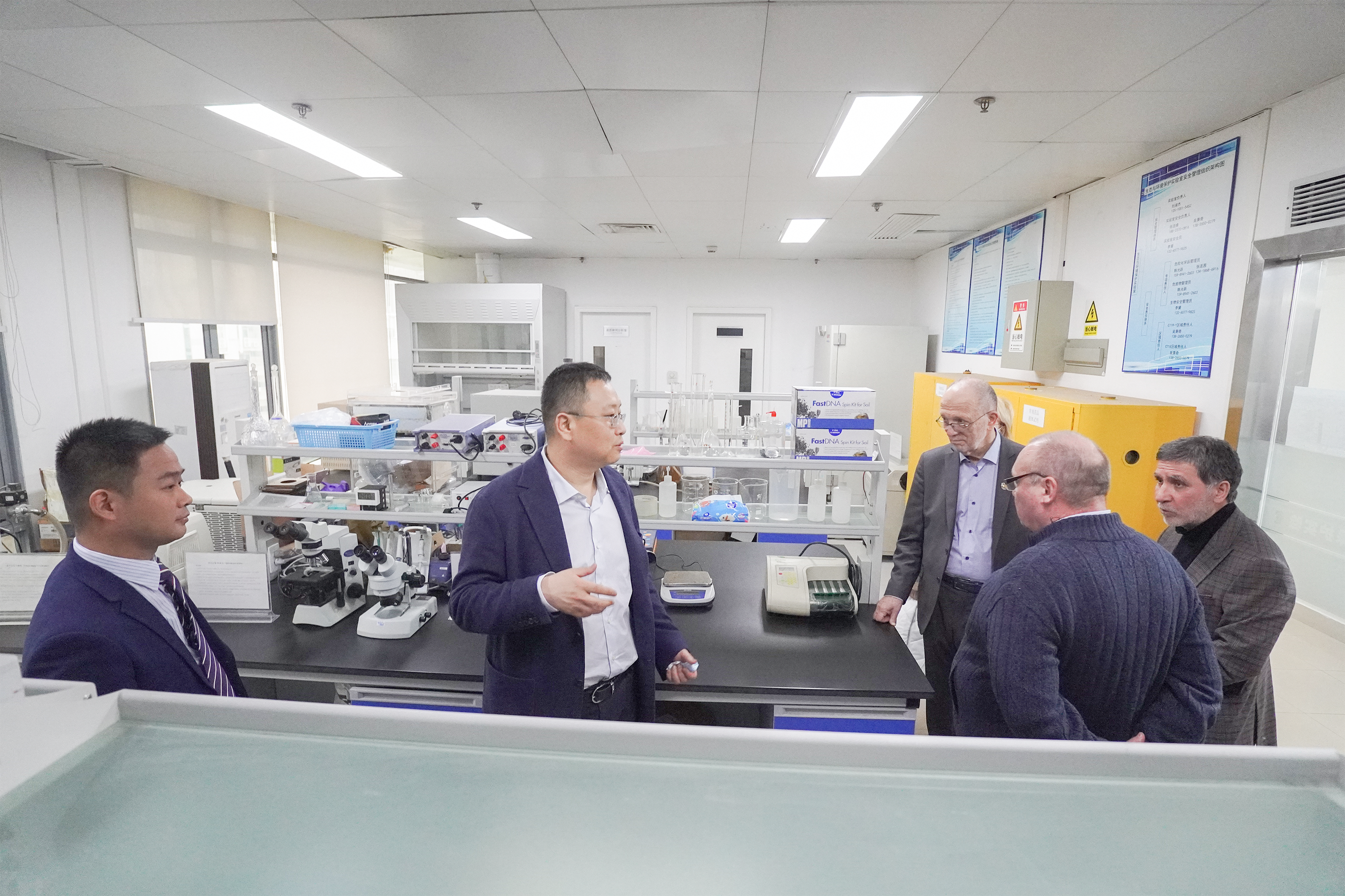 888�ڲ���-����Ϊ��,רҵЧ��