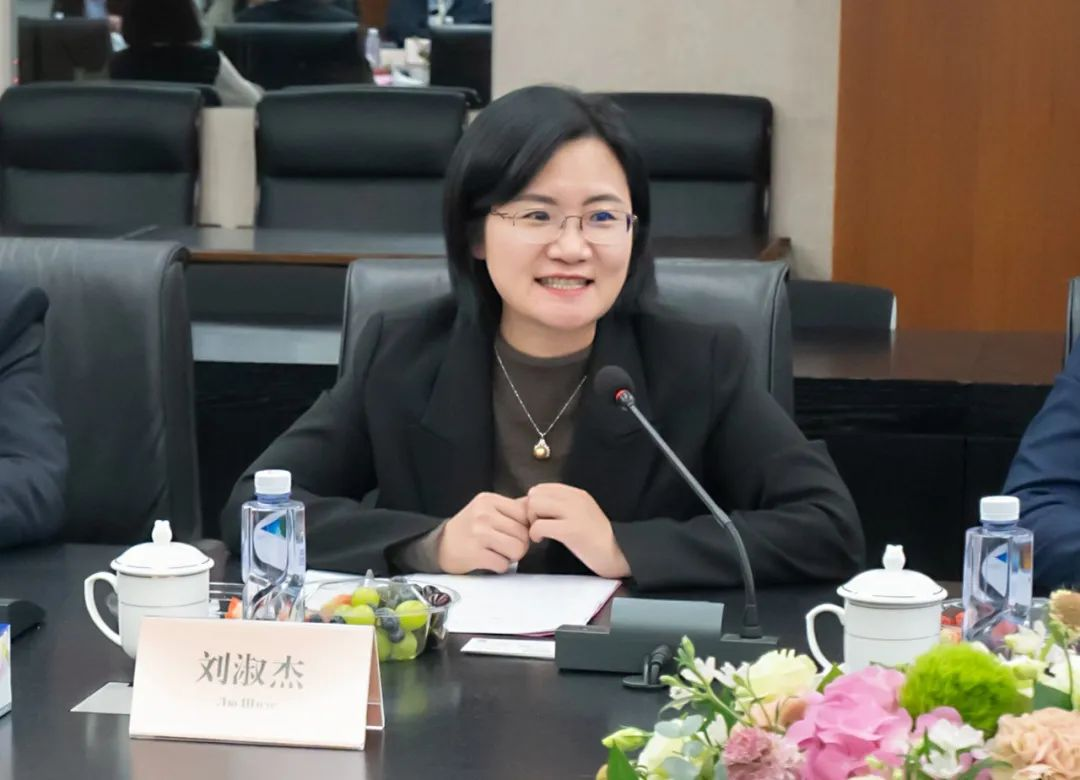 888�ڲ���-����Ϊ��,רҵЧ��