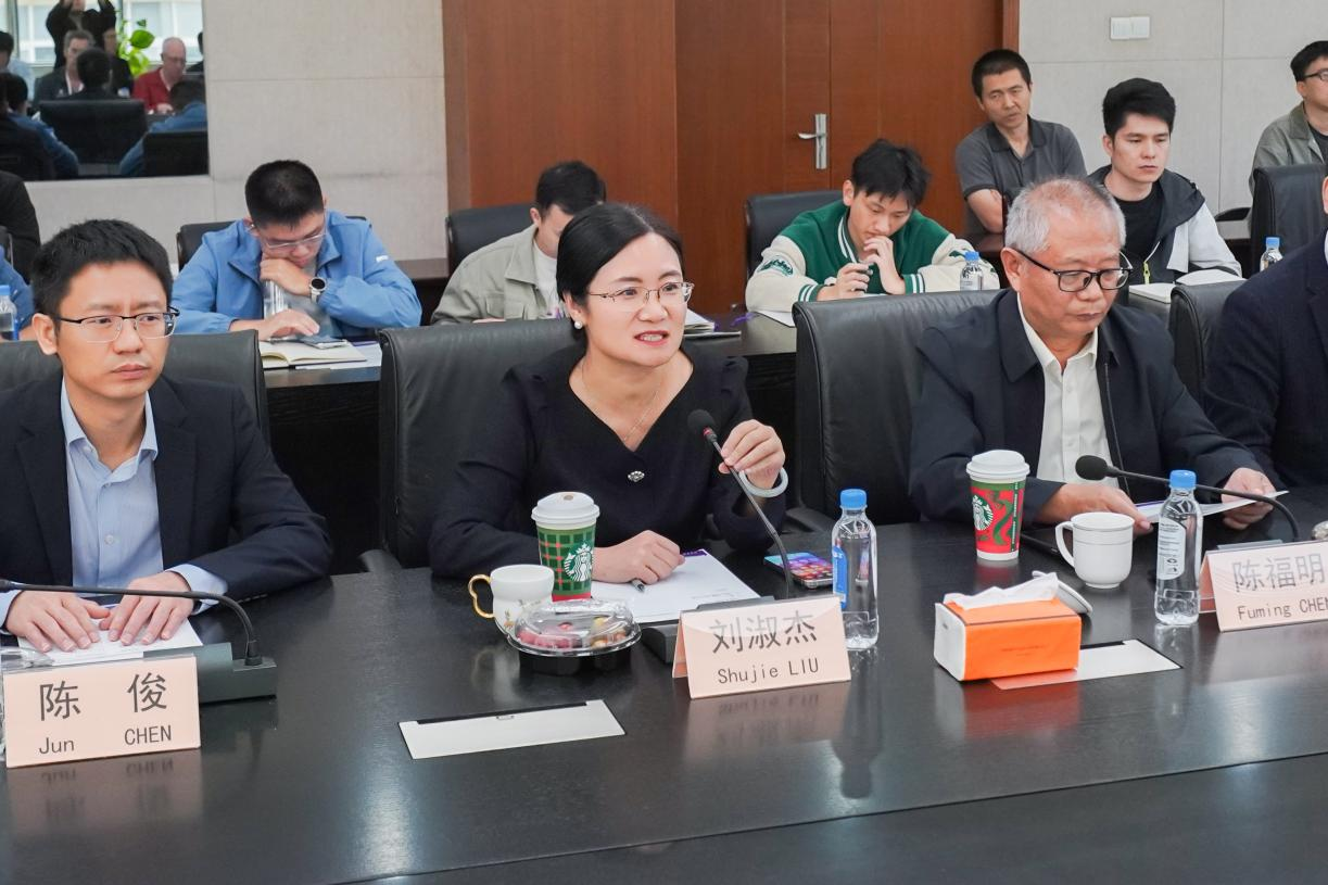 888�ڲ���-����Ϊ��,רҵЧ��