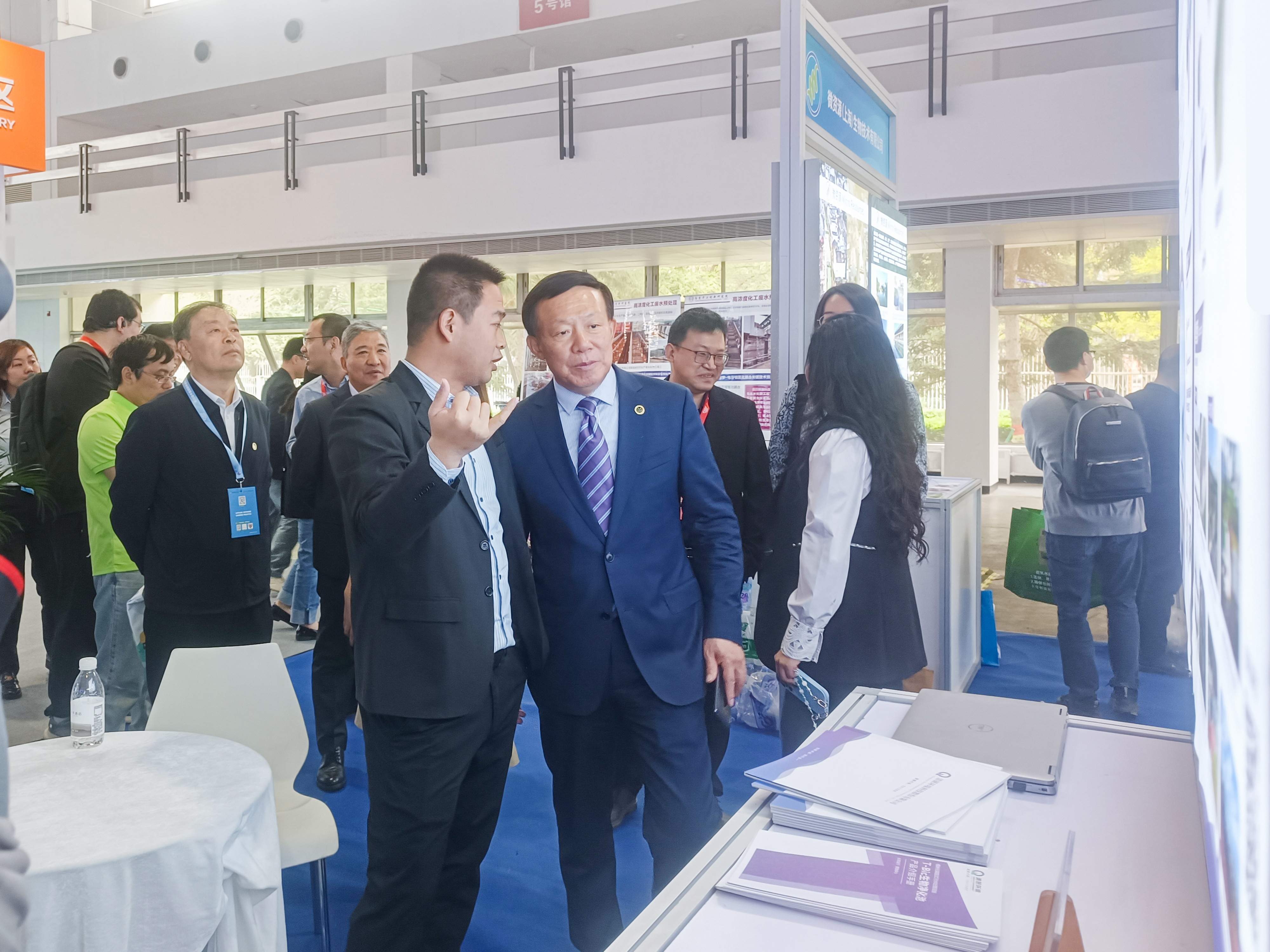 888�ڲ���-����Ϊ��,רҵЧ��