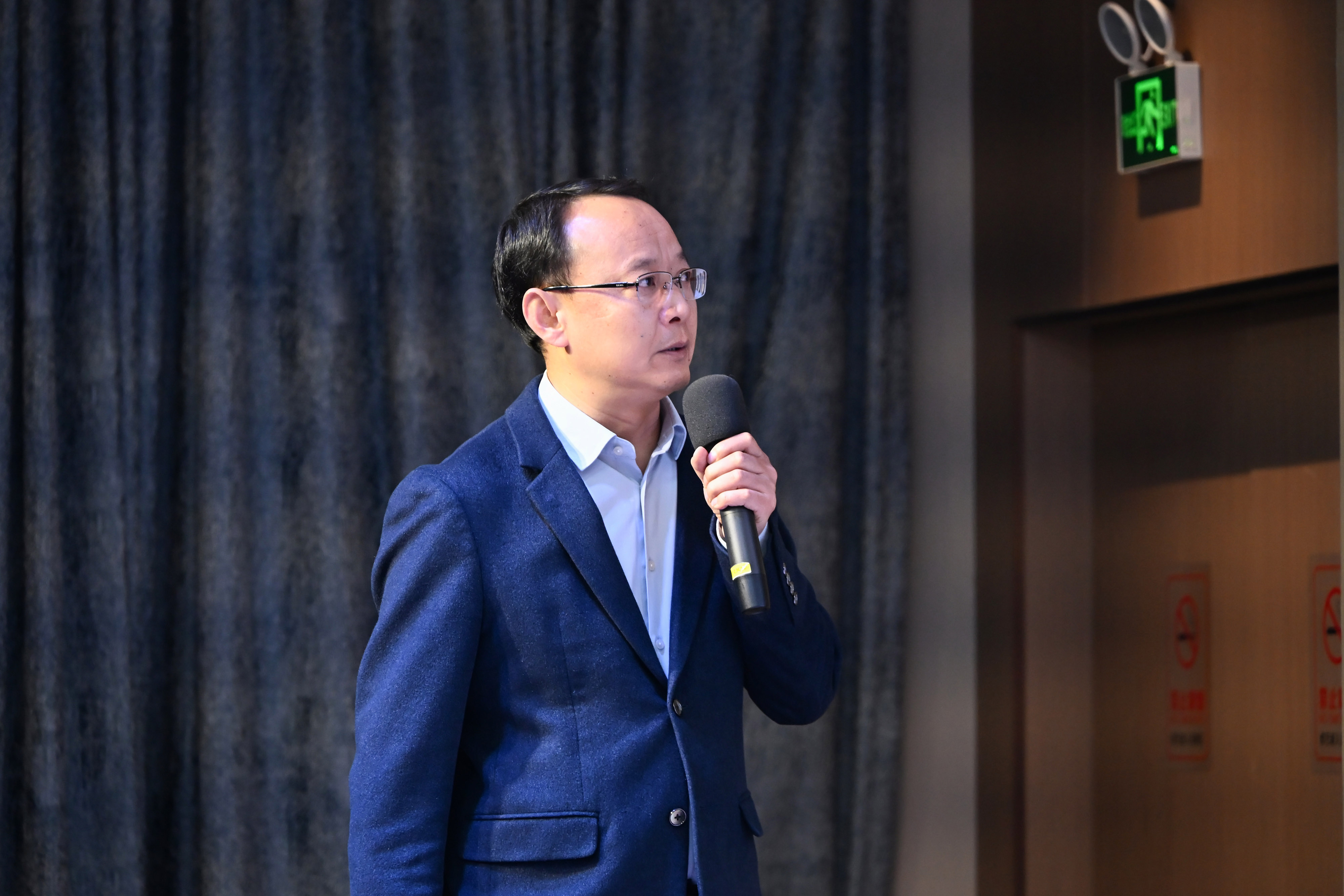 888�ڲ���-����Ϊ��,רҵЧ��